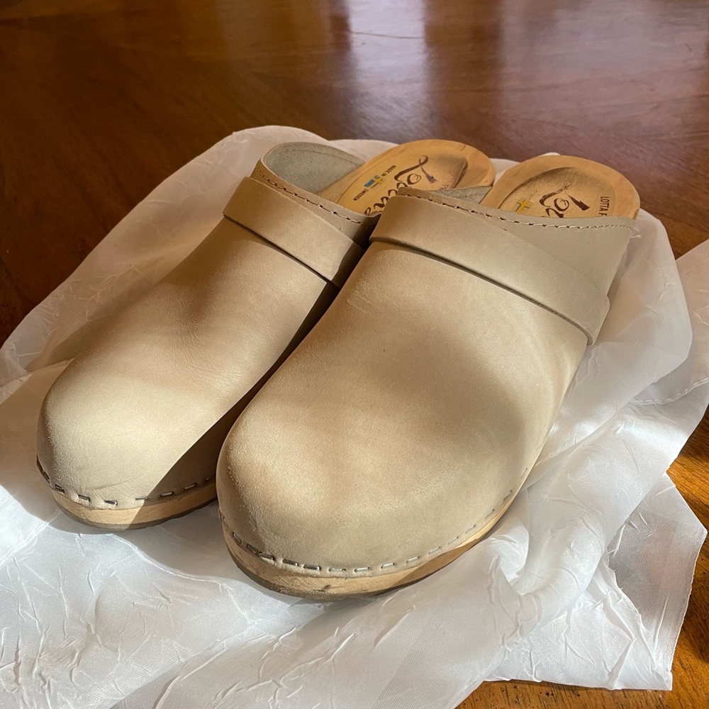 Lotta From Stockholm Beige Platform Clogs
